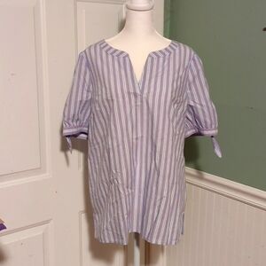 Talbots L large short sleeve feminine striped shirt v-neck summer lightweight